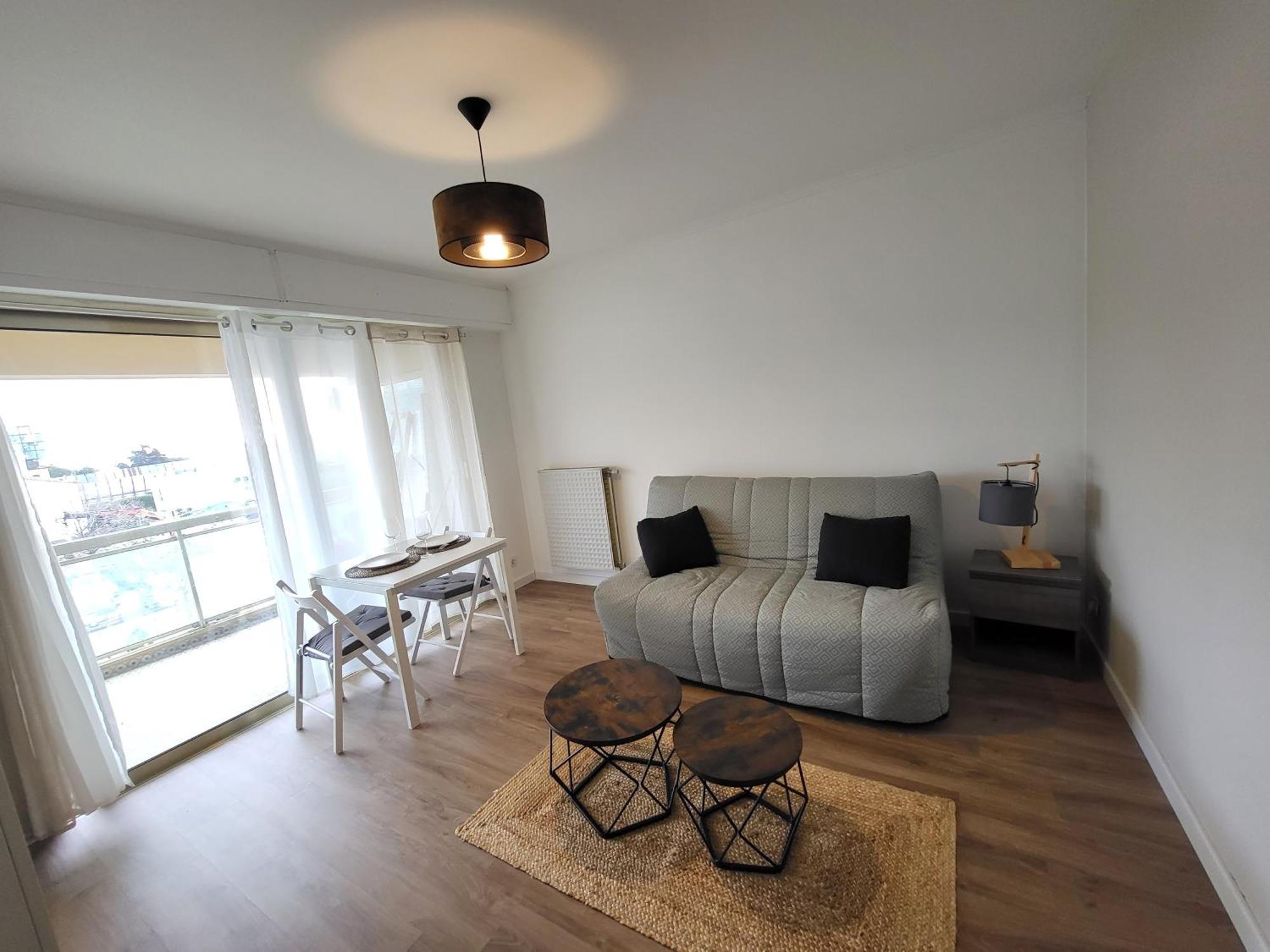 Appartement Charmant Studio Saint-Laurent-du-Var